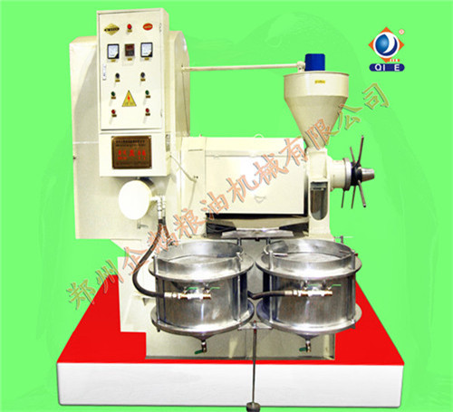 企鵝小型榨油機(jī)價格與生產(chǎn)原料有關(guān)(圖1)